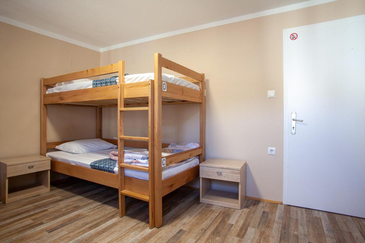 Hostel Adriatic Piran (Adults Only) Esterno foto