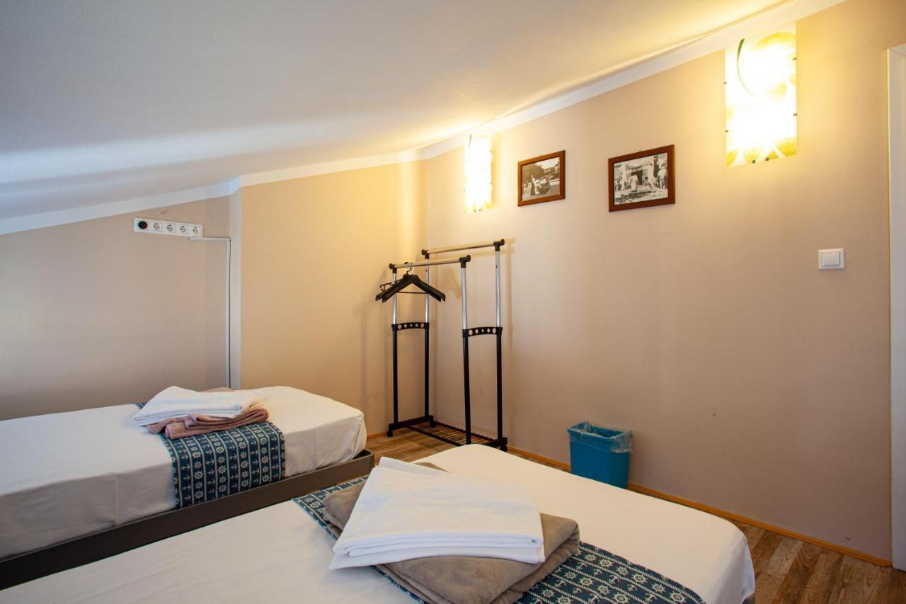 Hostel Adriatic Piran (Adults Only) Esterno foto