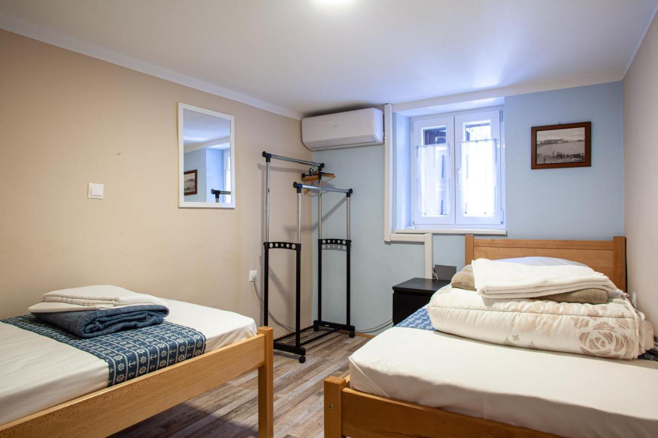 Hostel Adriatic Piran (Adults Only) Esterno foto