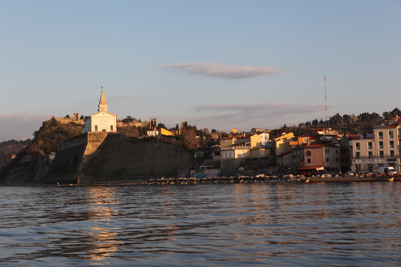Hostel Adriatic Piran (Adults Only) Esterno foto